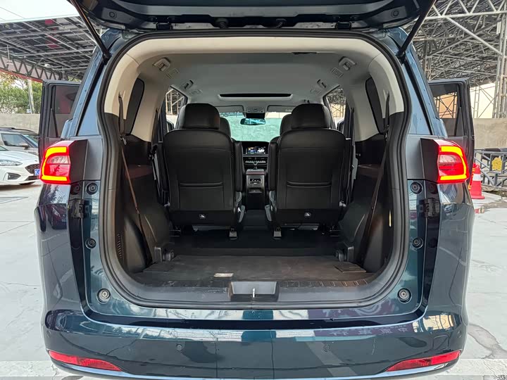 Фото 15 - GAC Trumpchi M6