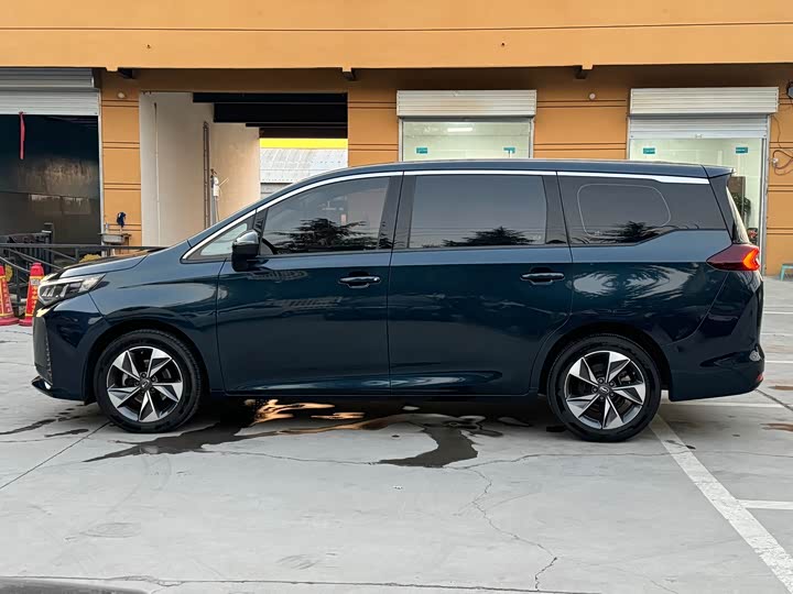 Фото 16 - GAC Trumpchi M6