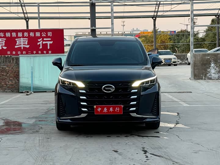 Фото 2 - GAC Trumpchi M6