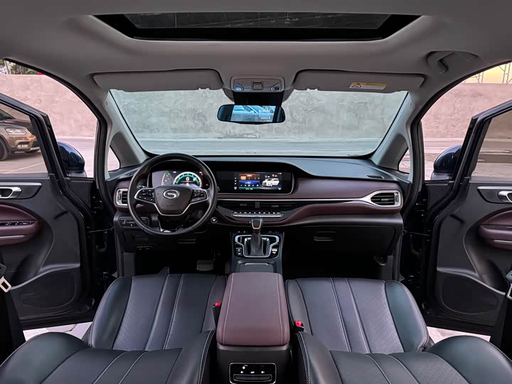 Фото 8 - GAC Trumpchi M6