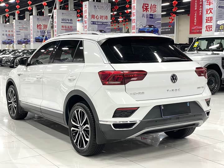 Фото 4 - Volkswagen T-Roc