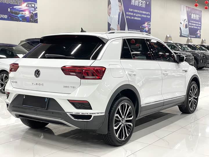 Фото 6 - Volkswagen T-Roc