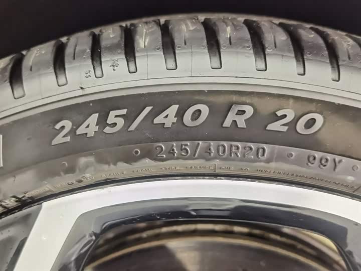 Фото 24 - Xiaomi SU7