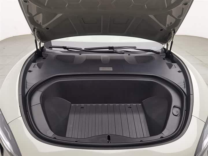 Фото 6 - Xiaomi SU7