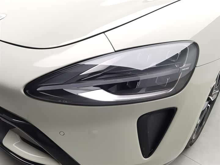 Фото 7 - Xiaomi SU7