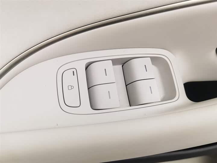 Фото 9 - Xiaomi SU7