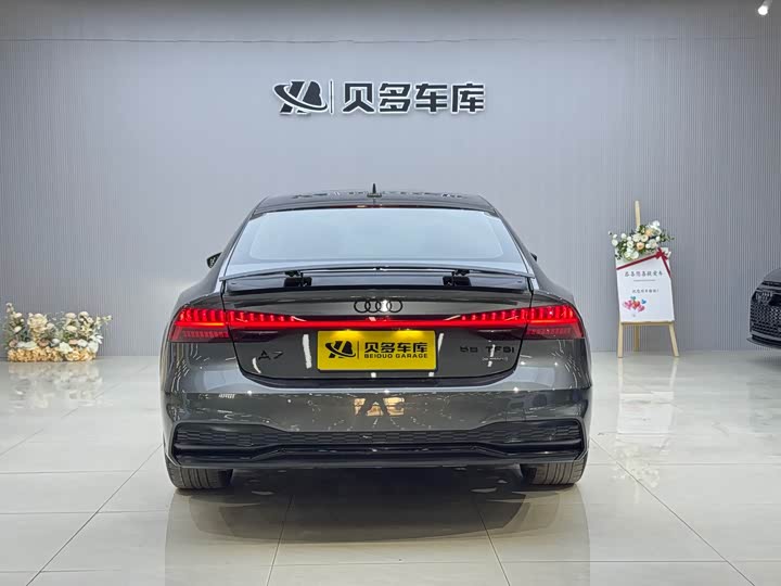 Фото 4 - Audi A7