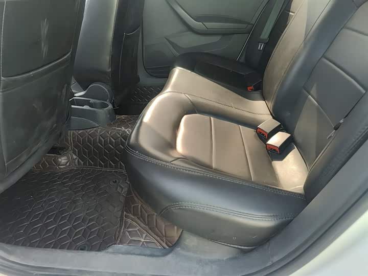 Фото 14 - Volkswagen Santana