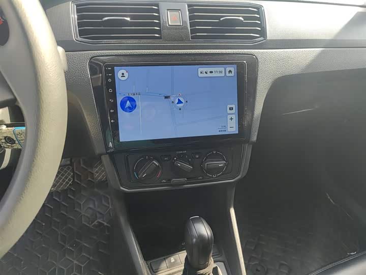 Фото 5 - Volkswagen Santana