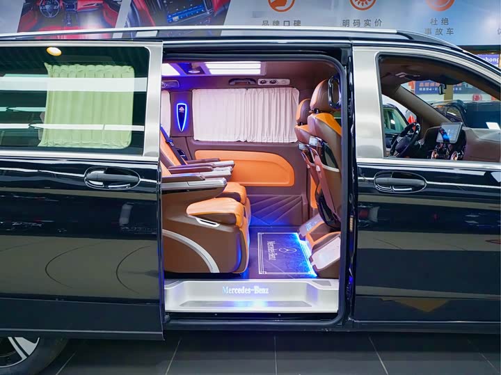 Фото 20 - Mercedes-Benz Vito