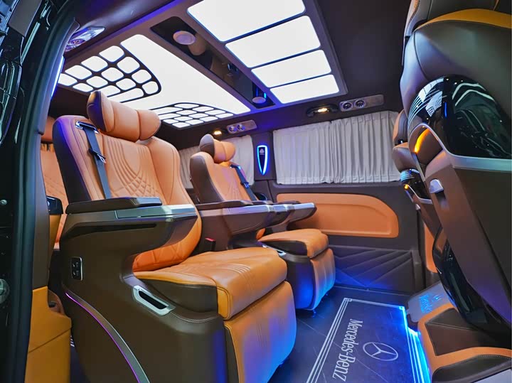 Фото 6 - Mercedes-Benz Vito