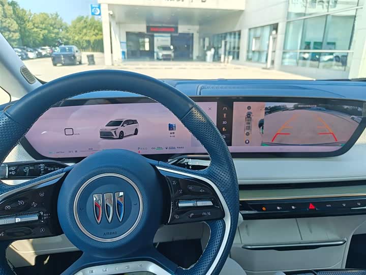 Фото 5 - Buick GL8 Hybrid