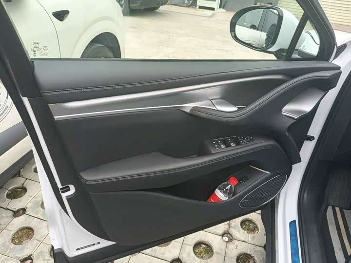 Фото 14 - BYD Sea Lion 07 EV