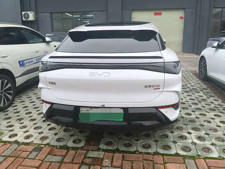 Фото 4 - BYD Sea Lion 07 EV