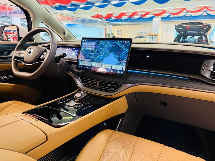 Фото 7 - Denza D9