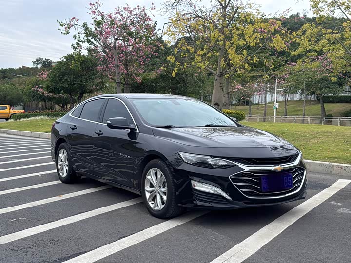 Фото 3 - Chevrolet Malibu XL