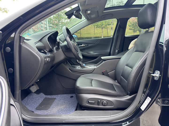 Фото 7 - Chevrolet Malibu XL