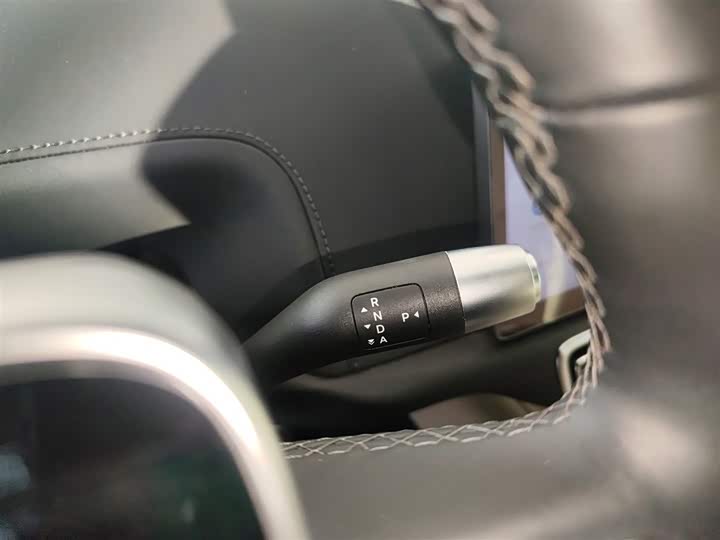 Фото 14 - LiXiang L7