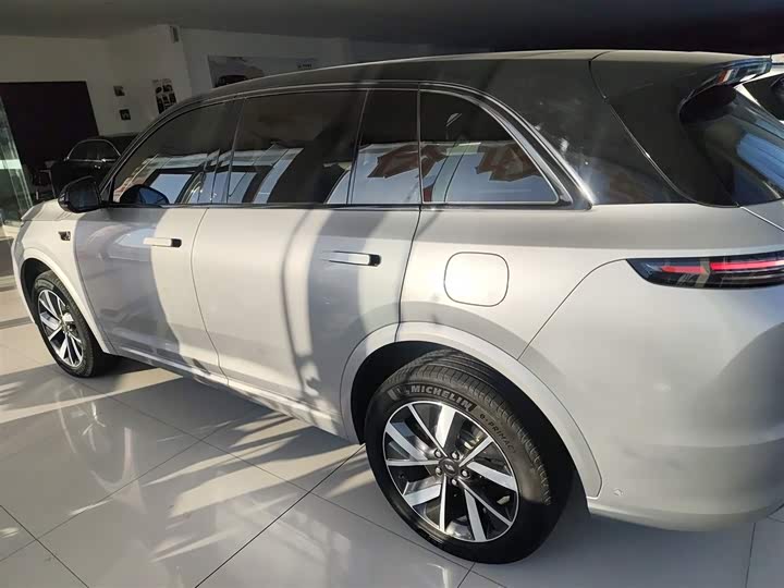 Фото 5 - LiXiang L7