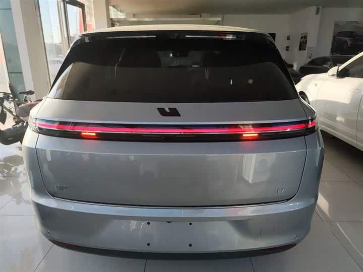 Фото 6 - LiXiang L7