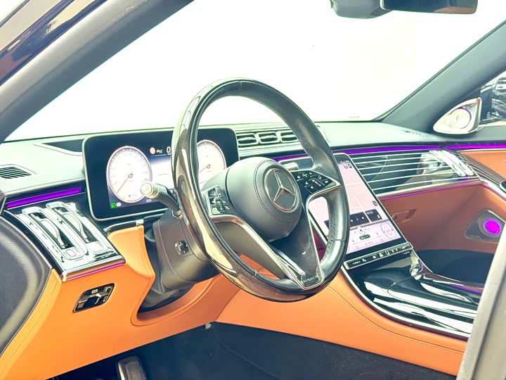 Фото 8 - Mercedes-Benz Maybach S-Class