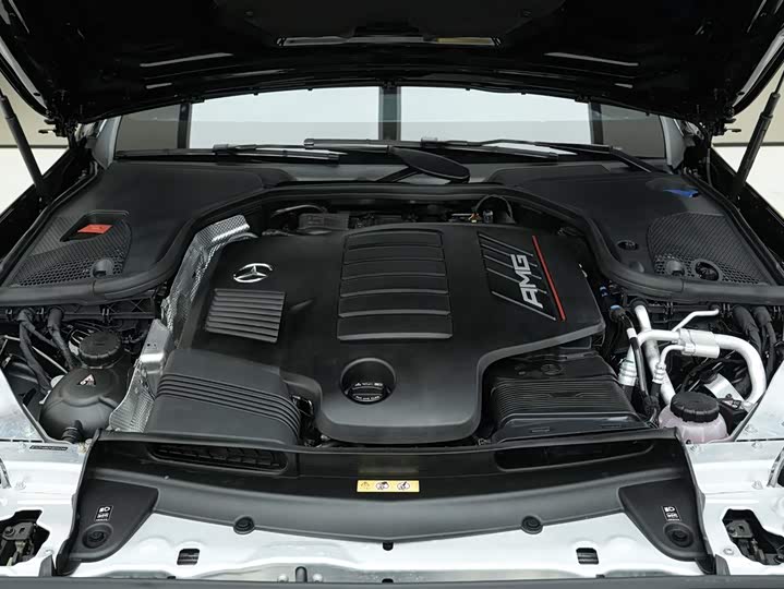 Фото 24 - Mercedes-Benz E-Class AMG