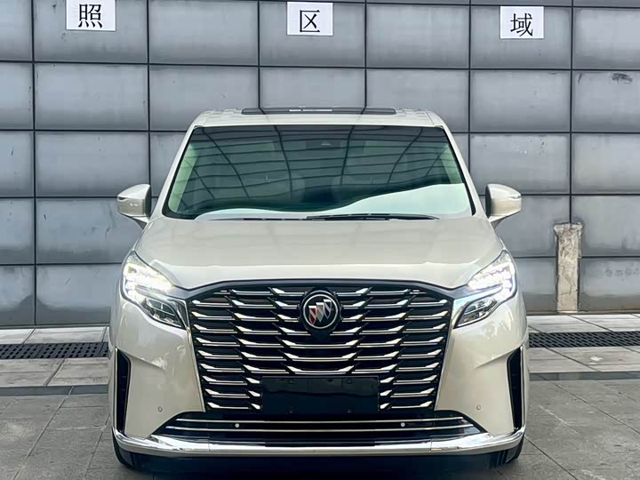 Фото 14 - Buick GL8 ES