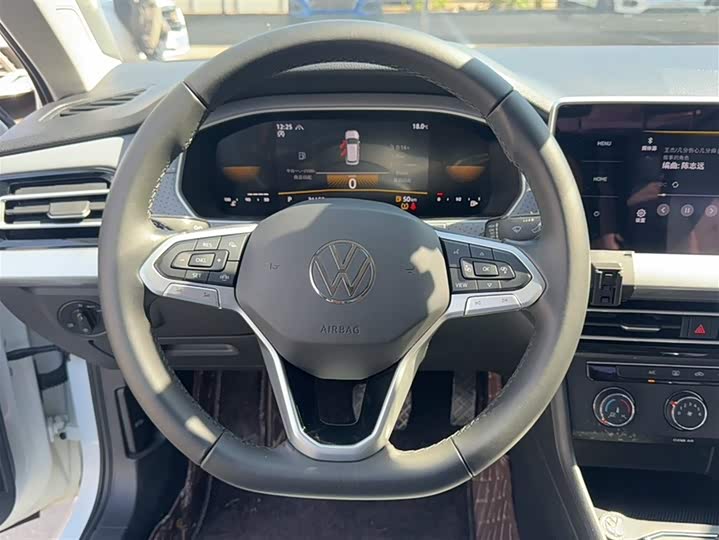 Фото 12 - Volkswagen Lavida