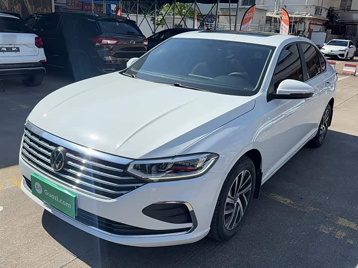 Фото 2 - Volkswagen Lavida