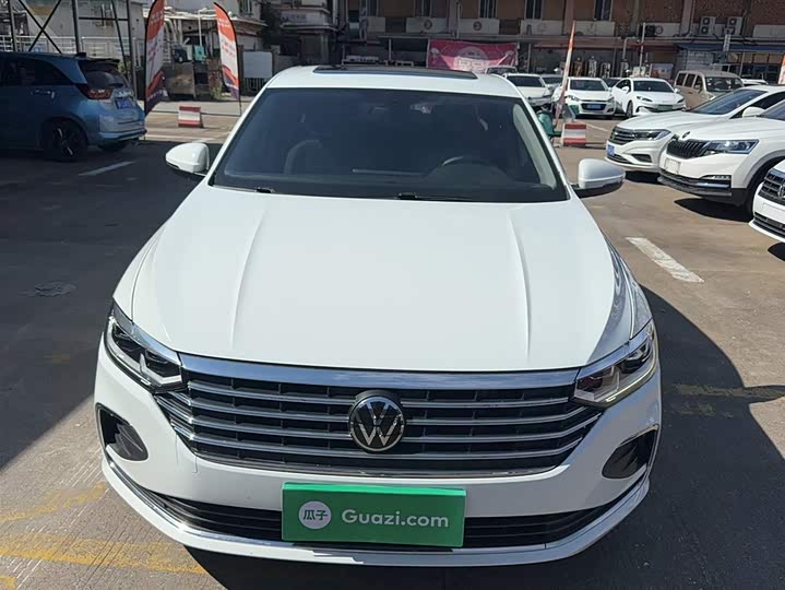 Фото 3 - Volkswagen Lavida