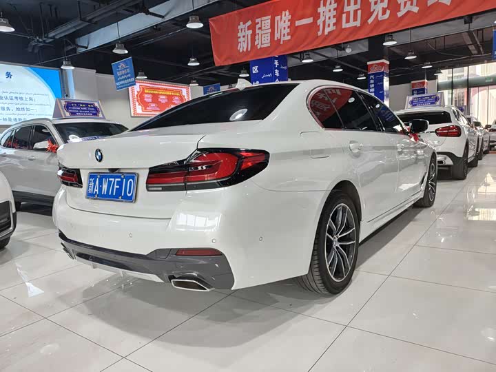 Фото 9 - BMW 5 Series