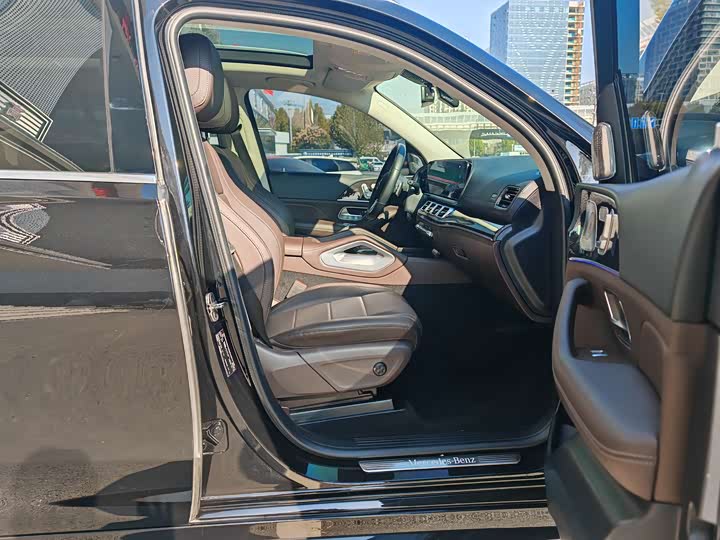 Фото 14 - Mercedes-Benz GLE-Class