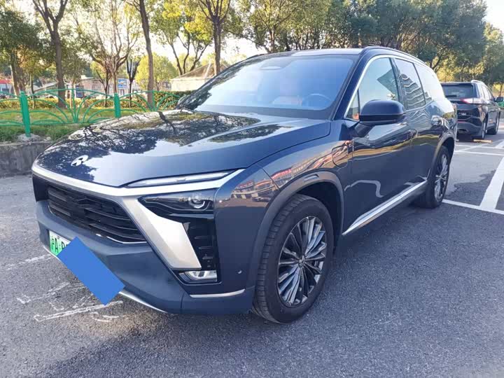 Фото 1 - Nio ES8