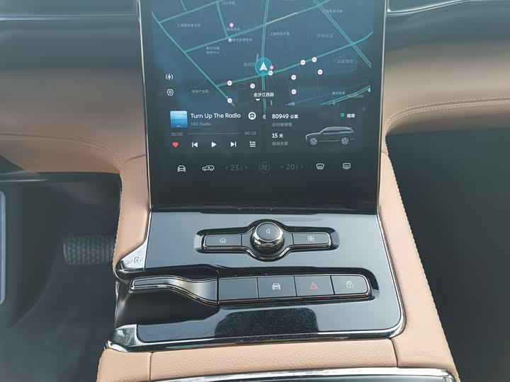 Фото 13 - Nio ES8