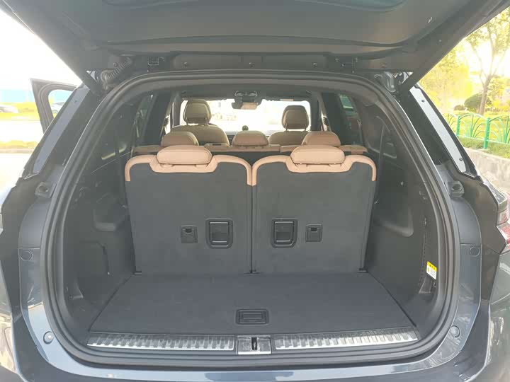 Фото 16 - Nio ES8