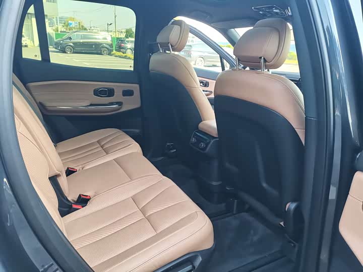 Фото 19 - Nio ES8