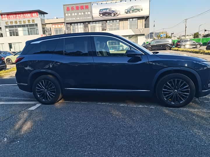 Фото 4 - Nio ES8