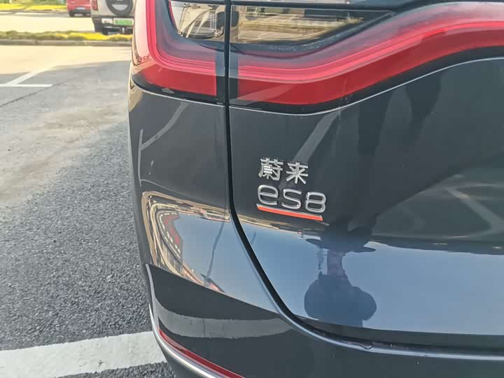 Фото 7 - Nio ES8