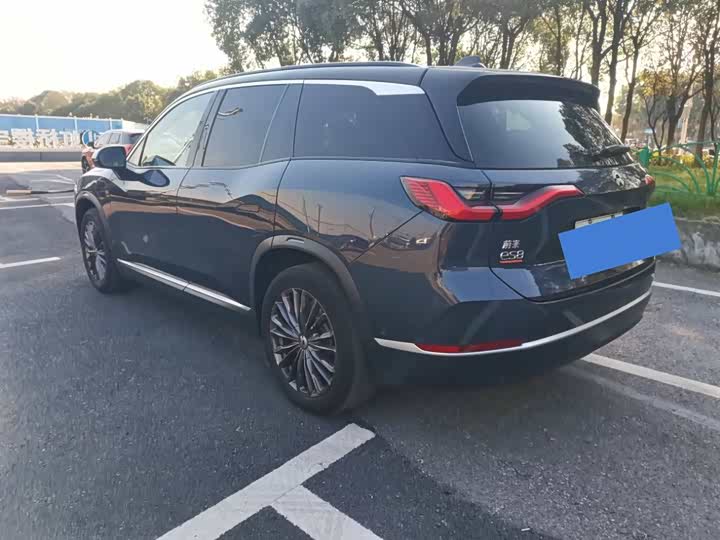 Фото 8 - Nio ES8