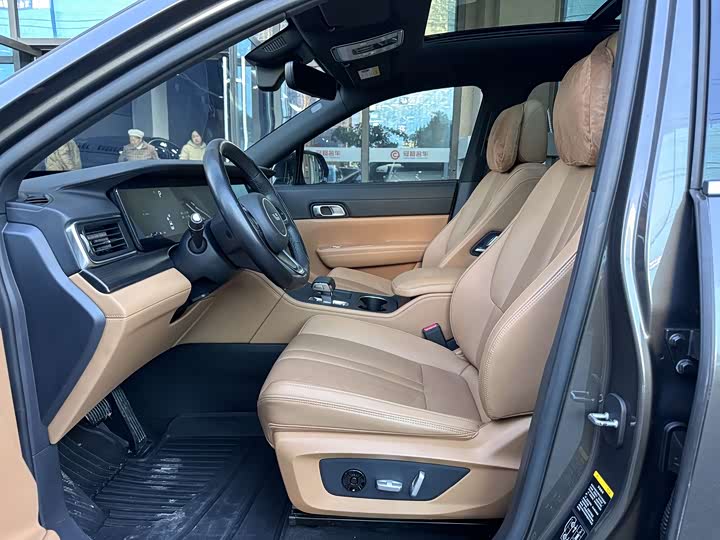 Фото 17 - LiXiang One