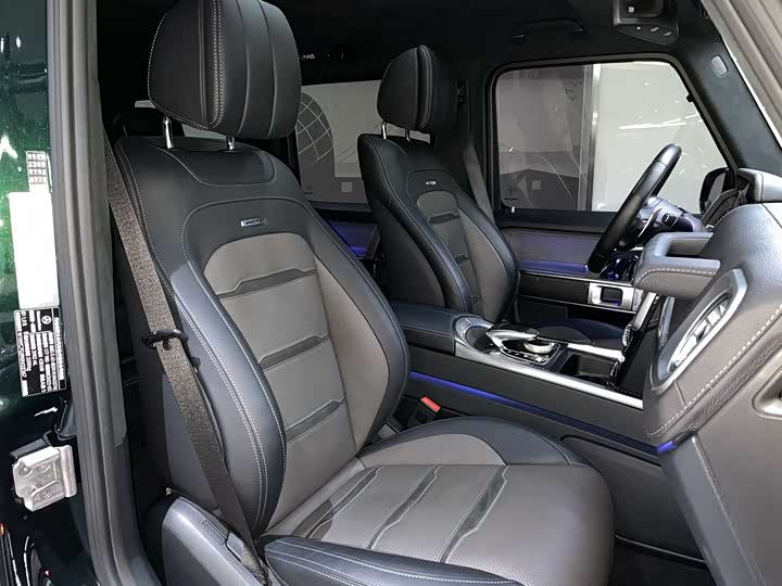 Фото 16 - Mercedes-Benz G-Class AMG