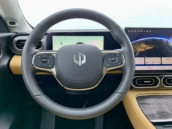 Фото 22 - Leapmotor C11