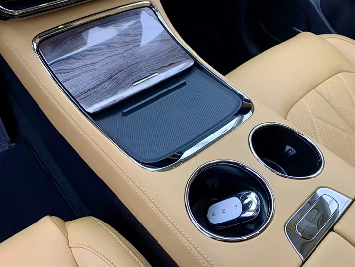 Фото 24 - Leapmotor C11