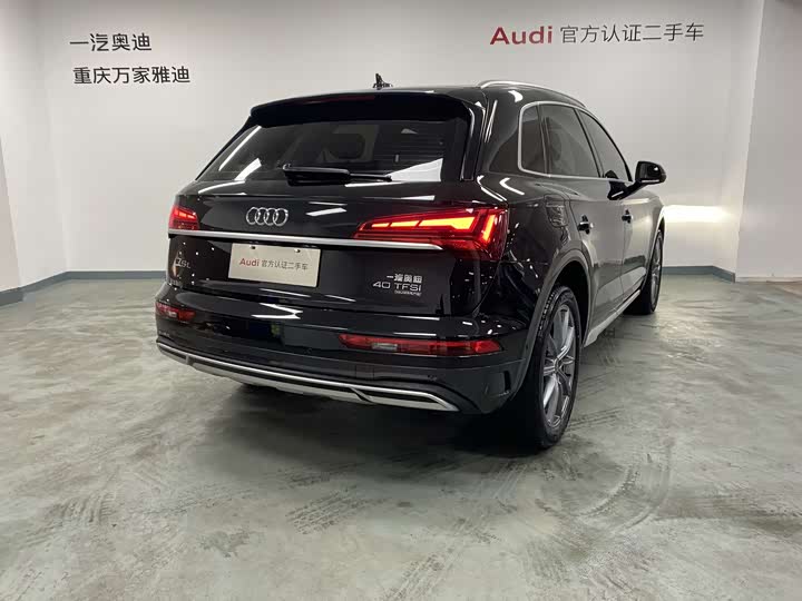 Фото 7 - Audi Q5L