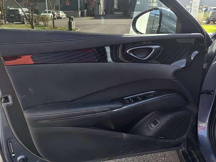 Фото 19 - BYD Seal