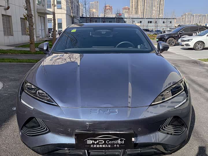 Фото 2 - BYD Seal