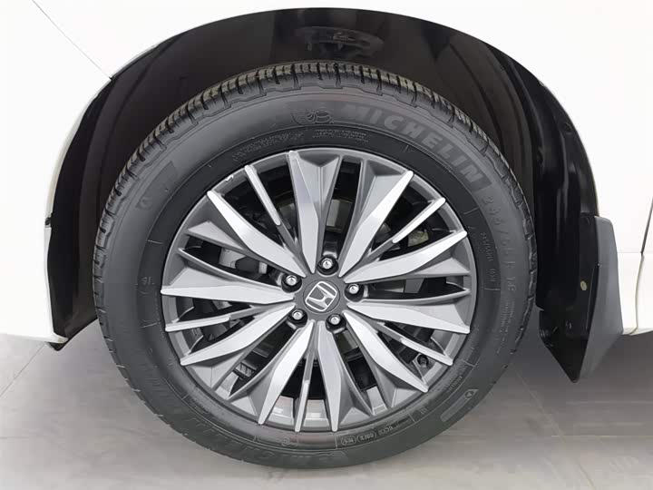 Фото 17 - Honda Avancier