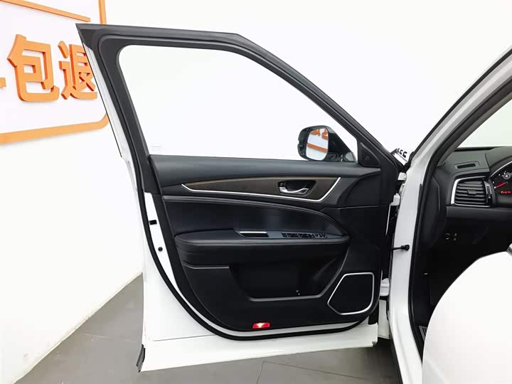 Фото 8 - Honda Avancier