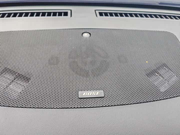 Фото 24 - Nissan Armada