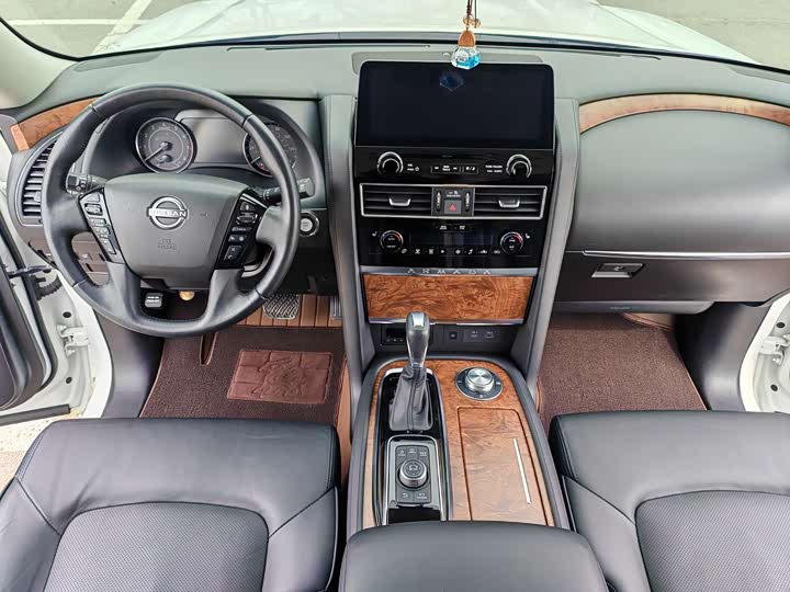 Фото 8 - Nissan Armada